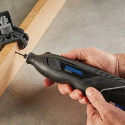 Dremel Accu Multitool 8260JF Incl. 2x 12V Accu 18 Dremel Accu Multitool 8260JF Incl. 2x 12V Accu -Bosch || Makita || SKIL Verkoopwinkel 123 1377