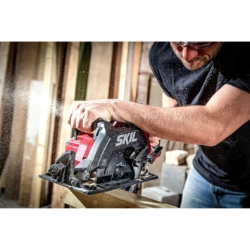 SKIL 20V Cirkelzaag 3572EA XP Brushless 66mm Incl. 2x 4,0Ah Accu + Snellader 4 SKIL 20V Cirkelzaag 3572EA XP Brushless 66mm Incl. 2x 4,0Ah Accu + Snellader - Afbeelding 2