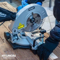 Hyundai Afkortzaag / Verstekzaag 1100W Hyundai -Bosch || Makita || SKIL Verkoopwinkel 123 1756