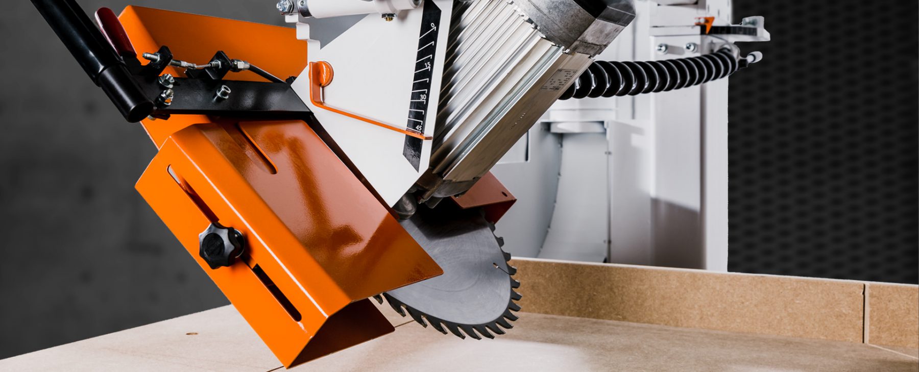 Bosch || Makita || SKIL Verkoopwinkel 35 Bosch || Makita || SKIL Verkoopwinkel -Bosch || Makita || SKIL Verkoopwinkel header radiaalzaagmachine harwi 1800x729 1